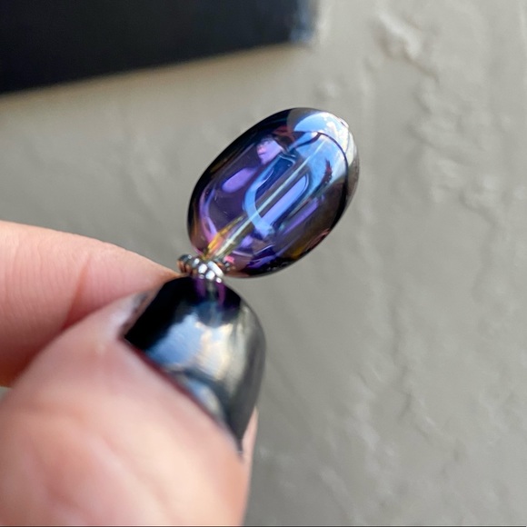 Crystal cat moon necklace . Black iridescent rainbow aura crystal & silver charm - Picture 2 of 15